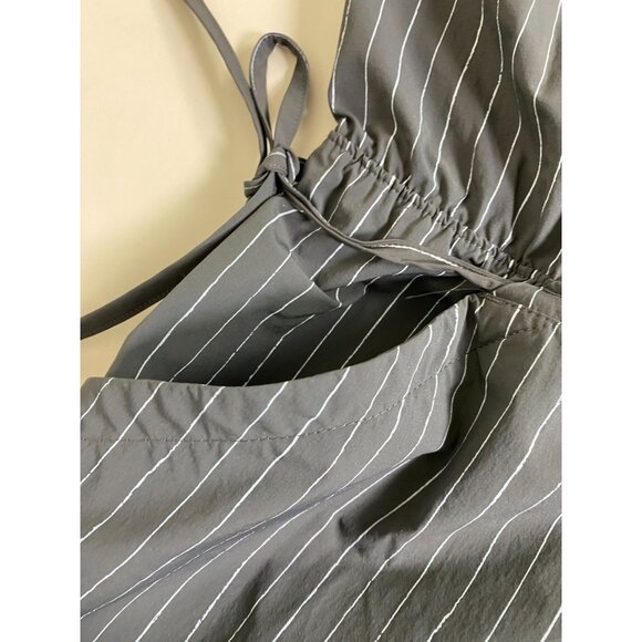 Mountain Hardwear Womens Gray Pinstripe Sleeveless Romper size Medium Outdoor - Picture 11 of 16